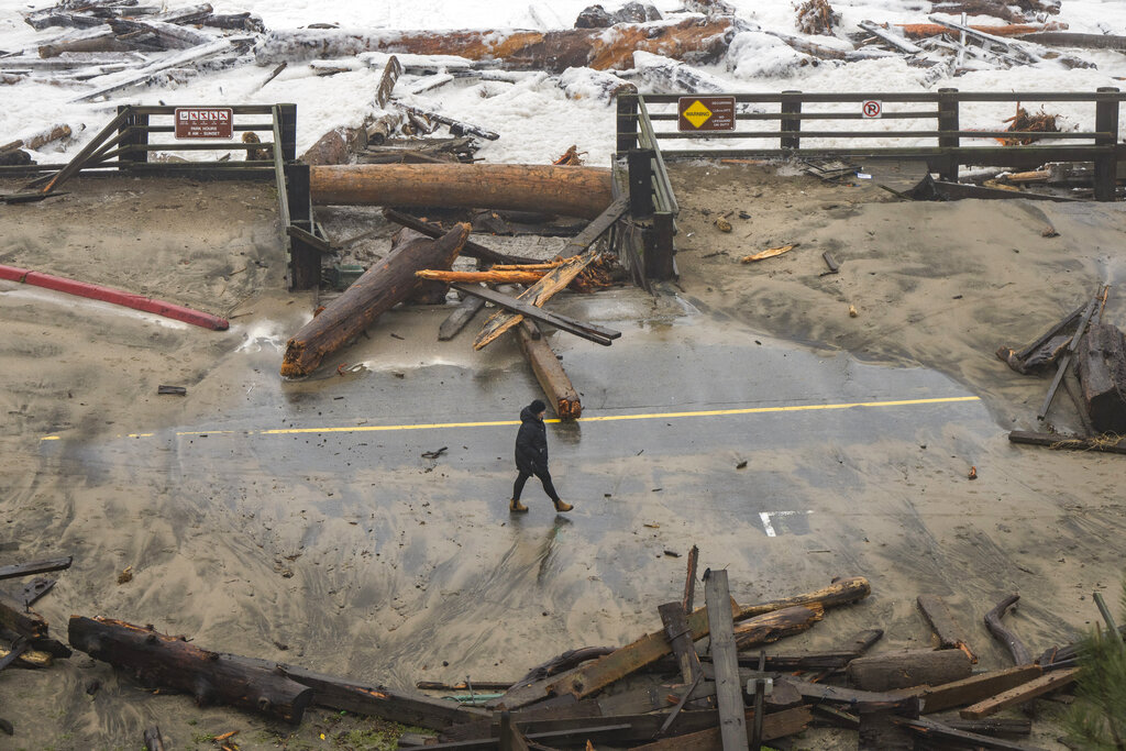 California gets brief lull after damaging &lsquo;bomb cyclone&rsquo; | KPBS 