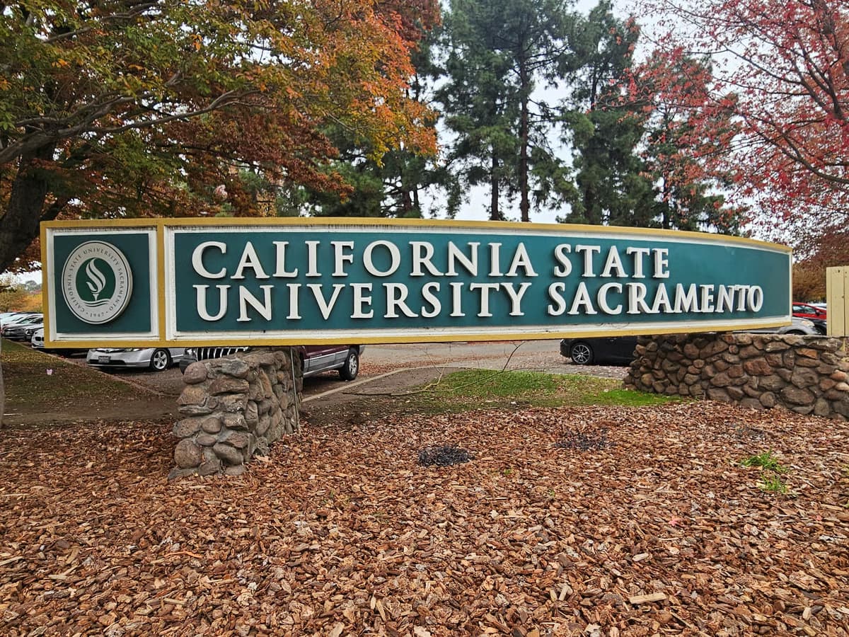 New state law guarantees CSU admission for university-ready high school  seniors | KPBS Public Media