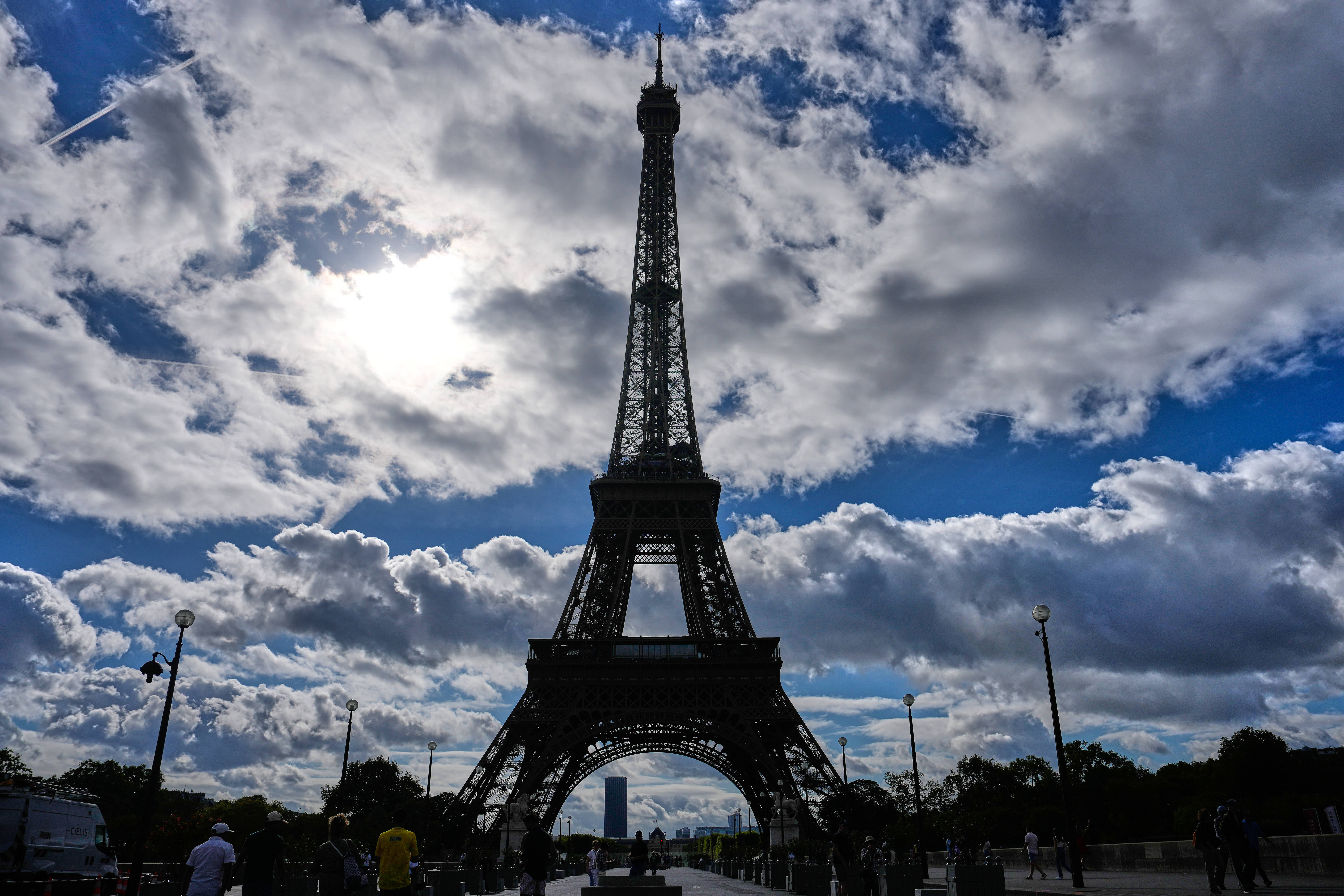 kpbs.org - City News Service - Bonjour! San Diego International to add nonstop Paris flights In May 2027