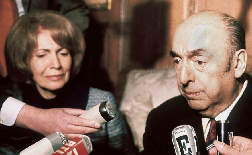 Chilean writer, poet and diplomat Pablo Neruda answers journalists' questions in 1971.