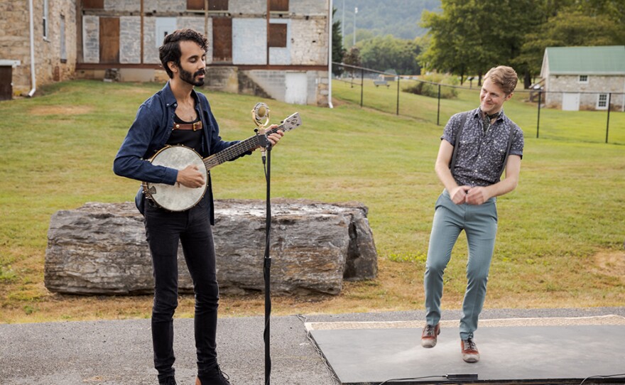 Nic Gareiss and Jake Blount perform “Minstrel Man" in ONE VOICE "Country."