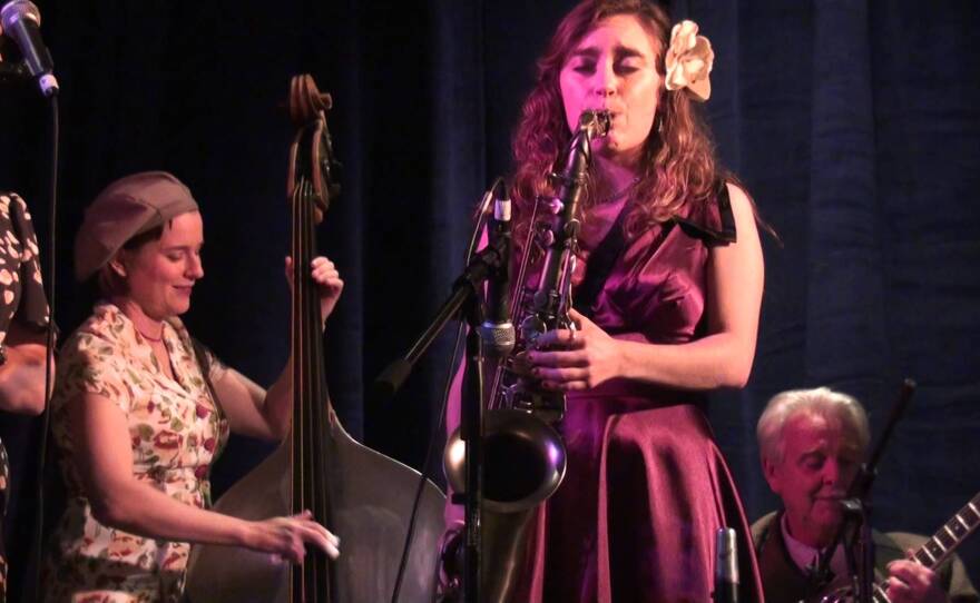 A photo of musician Chloe Feoranzo.