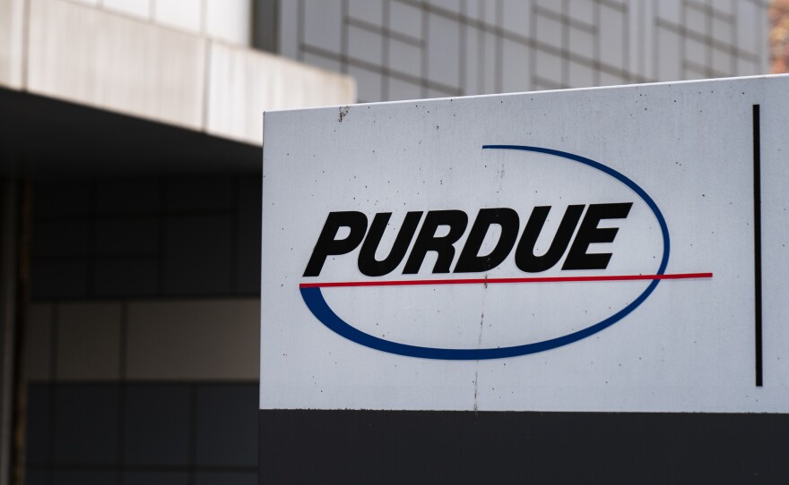 Purdue Pharma and other health care giants are discussing potential deals with authorities that could resolve thousands of lawsuits they are facing over the U.S. opioid epidemic.