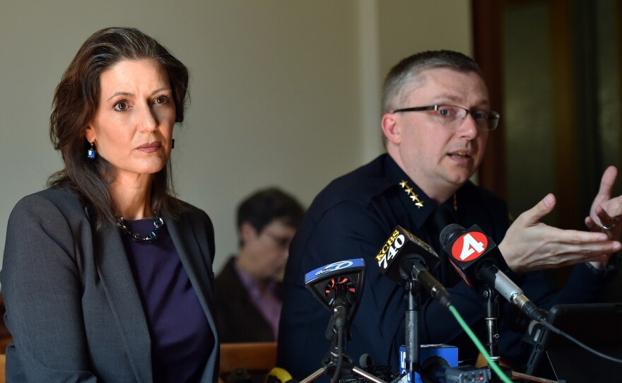 Oakland Mayor Libby Schaaf and then-Police Chief Sean Whent in May 2015. Whent resigned in June 2016 amid fallout from a scandal involving officers having sex with an underage prostitute. The city will pay a settlement of nearly $1 million to the young woman.