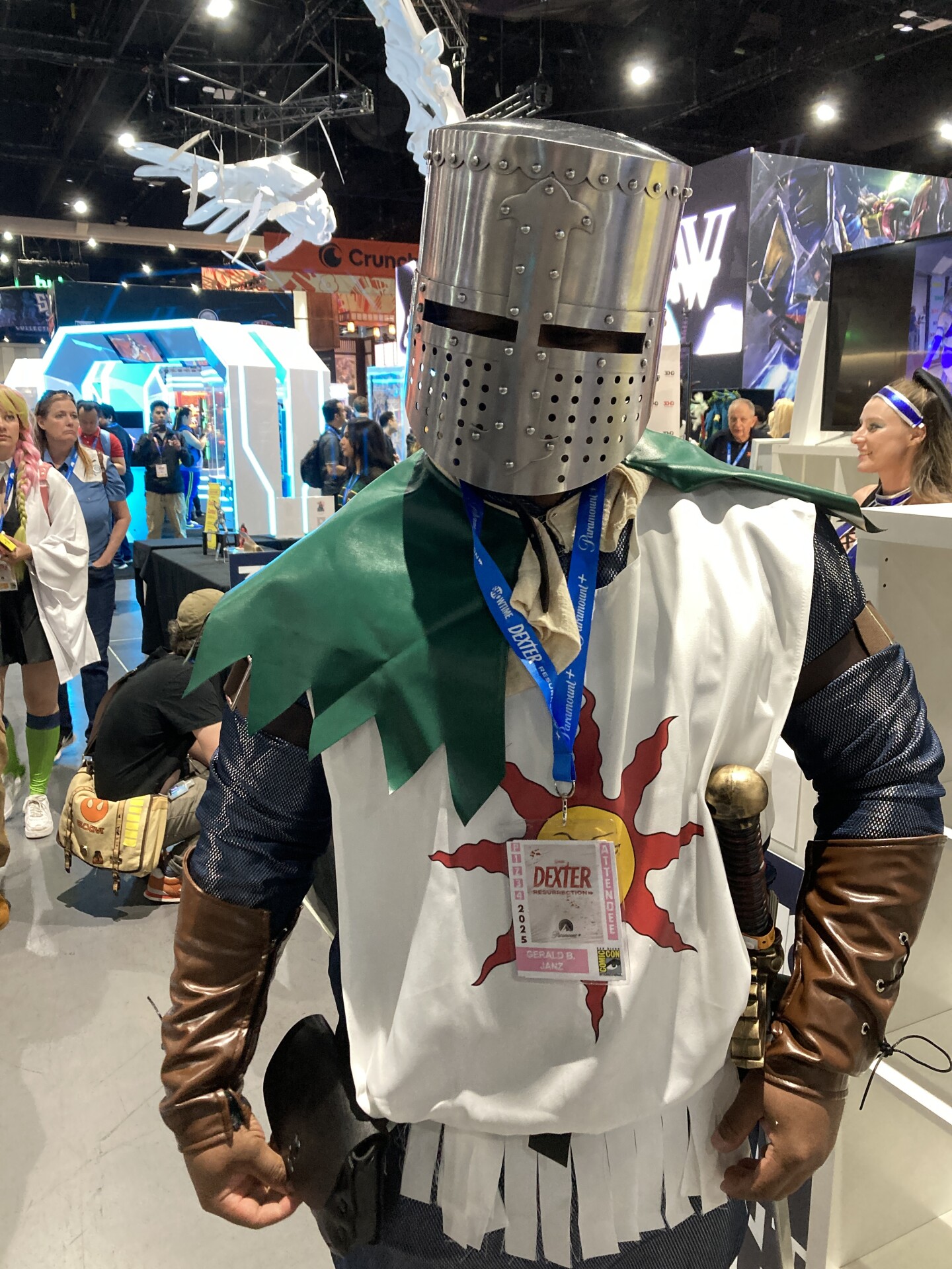 A cosplayer dressed as Solaire of Astora from "Dark Souls" was spotted praising the sun at Comic-Con on July 26, 2025.