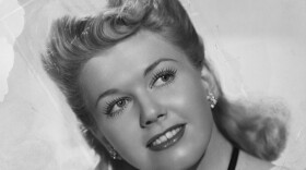 Legendary singer-actress Doris Day, who began her career singing with orchestras in the 1940s, performs her Oscar-nominated hit “It's Magic.”