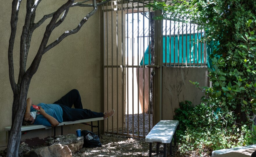 Patients wait in the courtyard at Southwestern Women's Options.