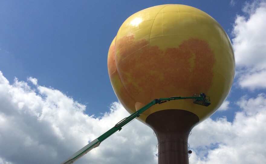 The restoration of the landmark, popularized by a House of Cards episode, has some fans wondering whether the giant peach will lose its giggle-inducing appearance.