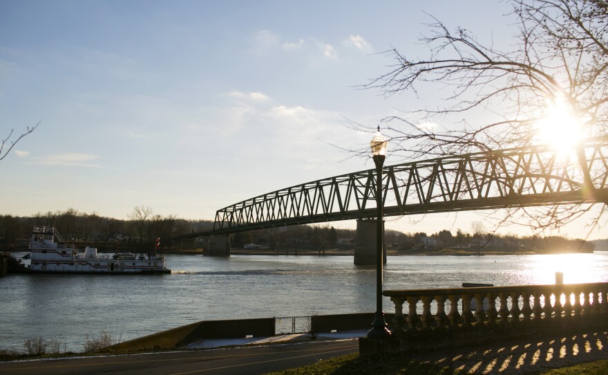 The college sits right next to the Ohio River.