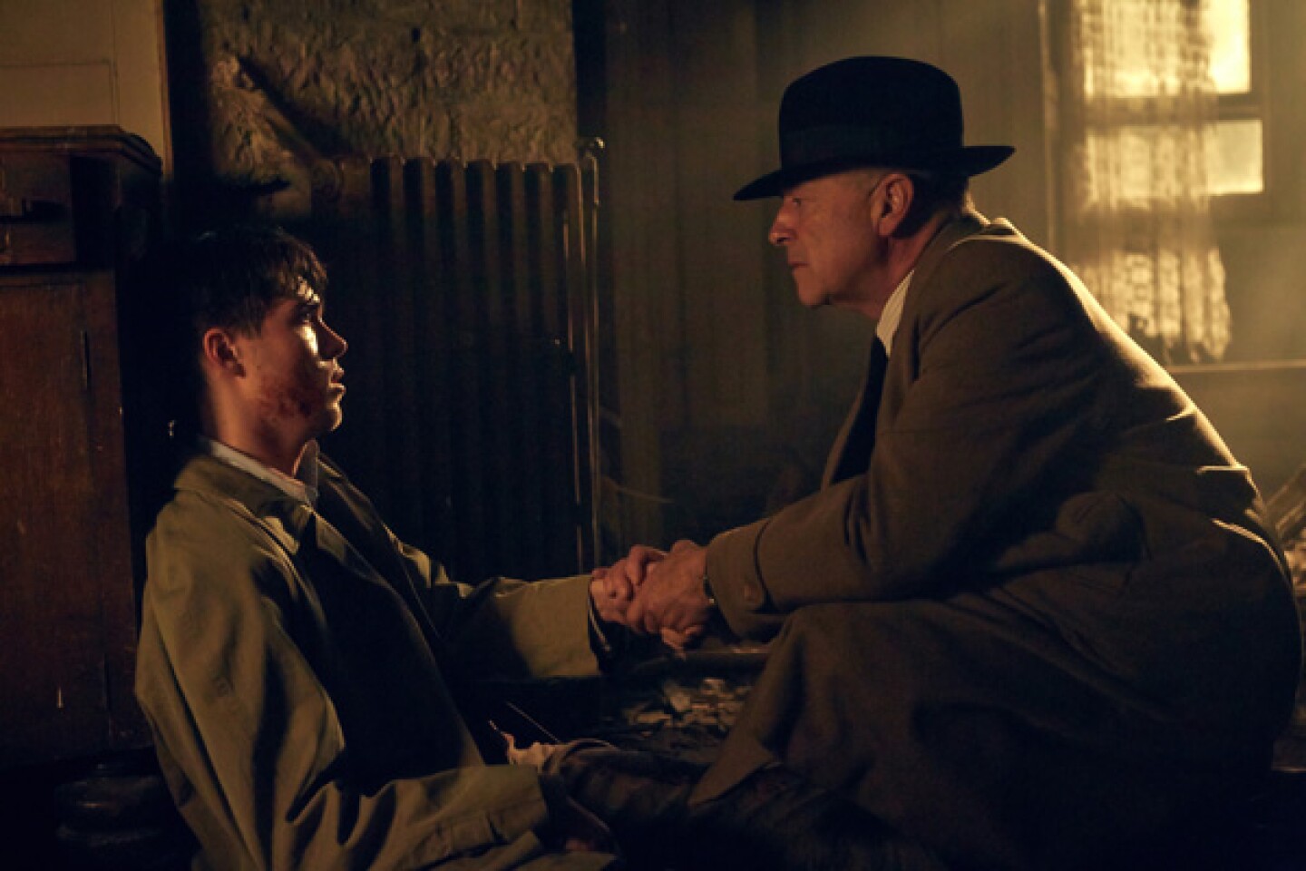 A scene from FOYLE'S WAR.