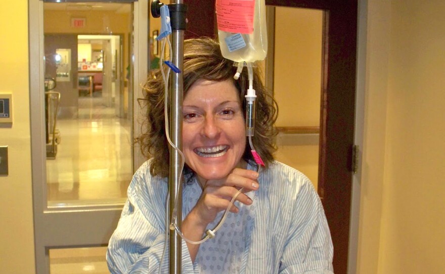 Angela Stimpson smiles before surgery to donate a kidney on Sept. 22, 2010, at Weill-Cornell Hospital in New York.