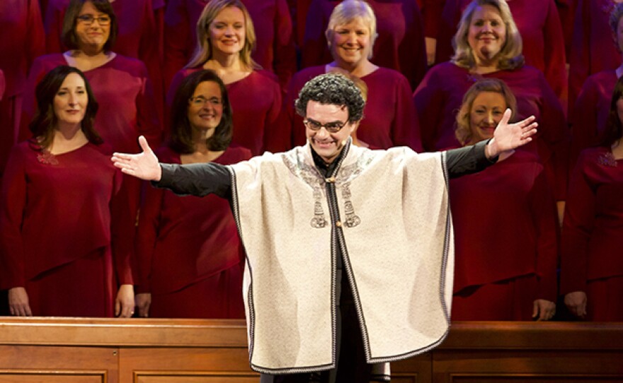 Guest artist Rolando Villazón, renowned operatic tenor, performs and narrates the Christmas Story, as recorded in Luke 2 of the King James Bible, and a retelling of the Hans Christian Andersen story, “The Little Match Girl.”