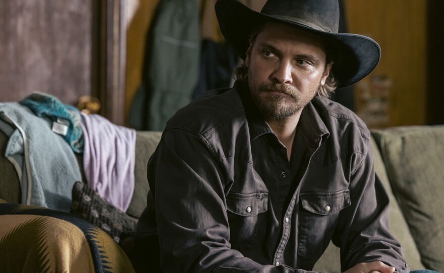 Luke Grimes plays Kayce Dutton in Marshals.