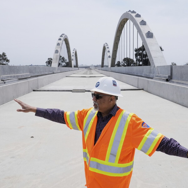 California High-Speed Rail Faces Funding Concerns, Transparency Issues in New Report