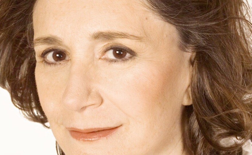 Sherry Turkle is the founder of the MIT Initiative on Technology and Self. Her previous books include <em>Simulation and Its Discontents </em>and <em><em>Life on the Screen.</em></em>