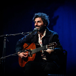 José González