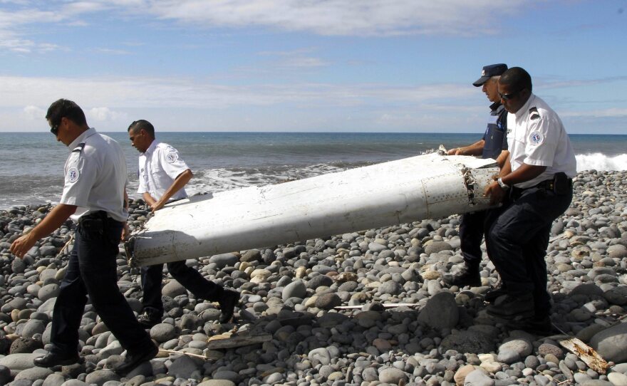 A new analysis of wing fragments recovered from the aircraft off the African coast and several small islands suggests the plane descended rapidly in its final minutes.