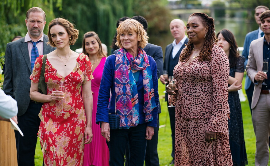 MASTERPIECE THE MARLOW MURDER CLUB, Season 3 Episode 6. “An Appetite for Murder: Part II. As the police investigate the chef’s death, a new development makes them rethink everything they have learned so far. Shown (L-R): DS Brendan Perry (Phill Langhorne), Becks Starling (Cara Horgan), Judith Potts (Samantha Bond), Suzie Harris (Jo Martin)