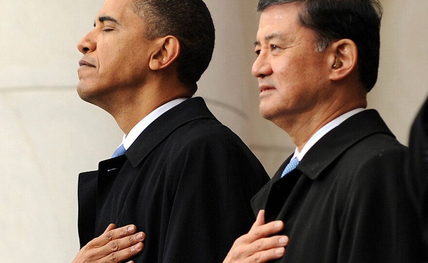 Veterans Affairs Secretary Eric Shinseki and President Obama mark Veterans Day on Wednesday during a ceremony at the Memorial Amphitheater at Arlington National Cemetery in Virginia.