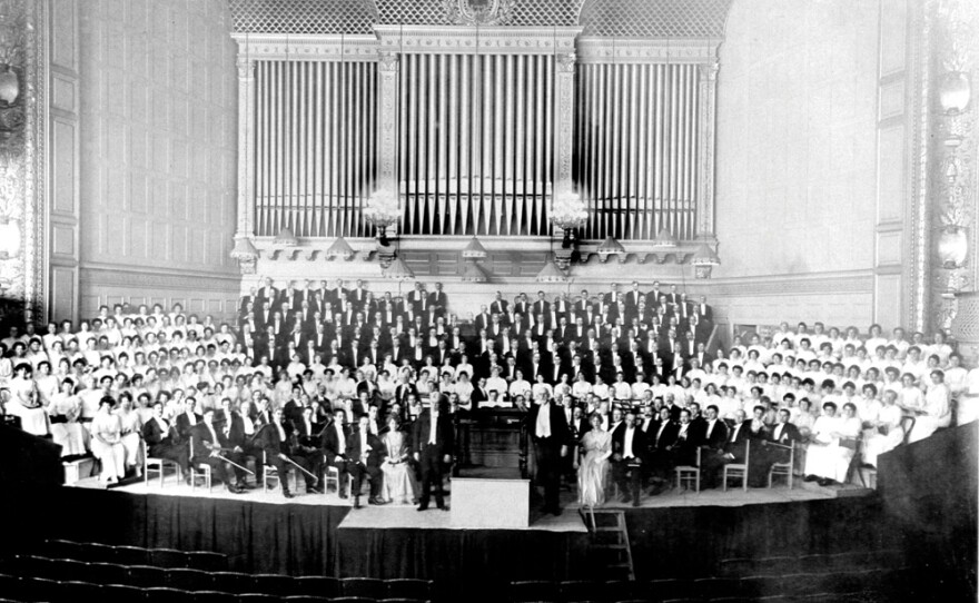 The Handel and Haydn Society, photographed in Boston's Symphony Hall in April 1915, a century after the group was founded.