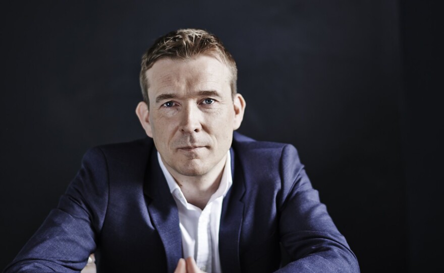 David Mitchell's previous books include <em>The Thousand Autumns of Jacob de Zoet</em> and <em>Cloud Atlas</em>.