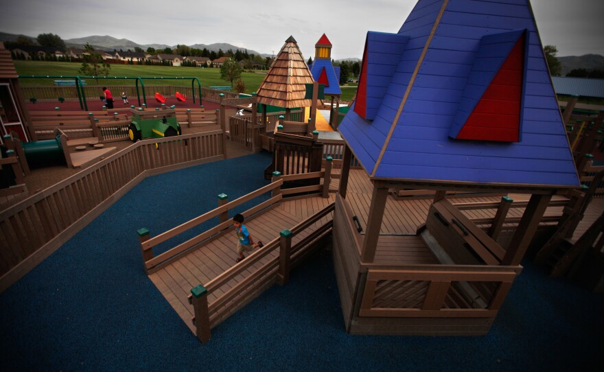 Ramps to play components:Ramps are required when play structures have more than 20 elevated play components, and they must connect to a quarter of them. An elevated ramp can't rise more than a foot, and it can't rise more than an inch for every foot in length.