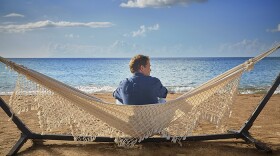 DI Jack Mooney (ARDAL O’HANLON) in Season 8 of DEATH IN PARADISE. 