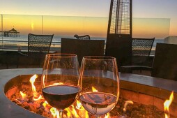 SEA180 Coastal Tavern