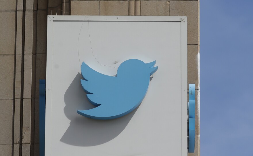 A federal judge has ordered Twitter to reveal account information related to an anonymous user who allegedly peddled a fake FBI report pertaining to the death of Democratic National Committee aide Seth Rich.