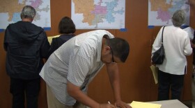 El Cajon resident Nadheer Al Sumeri weighs in on potential City Council district maps, April 18, 2017.