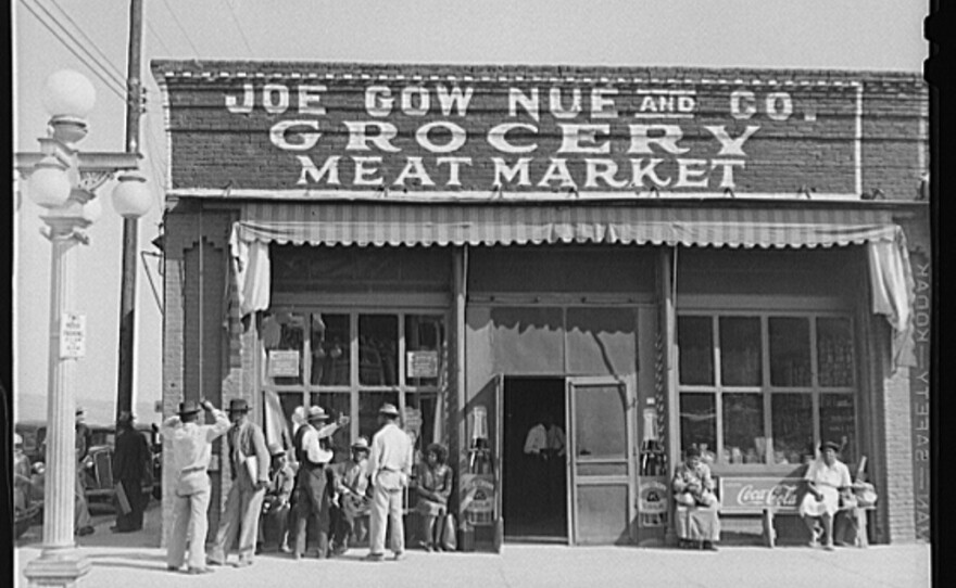 The number of Chinese merchants and grocers steadily grew throughout the Mississippi Delta in the late 1930s and early 1940s.