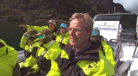 Rick Steves with FjordSafari. FjordSafari takes little groups out onto the fjord in small, open Zodiac-type boats with an English-speaking guide. Participants wear full-body weather suits, furry hats, and spacey goggles. The shorter Flåm–Gudvangen–Flåm tour focuses on the Nærøyfjord, and gets you all the fjord magnificence you can imagine. A longer version includes a stop in sleepy Undredal. 