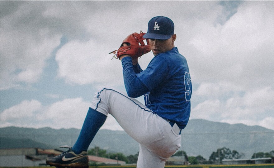 Carlos González