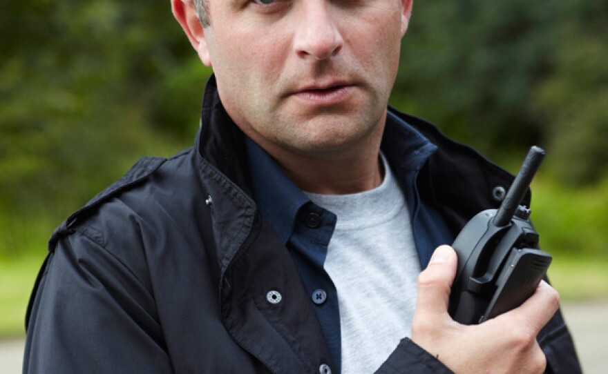 Gareth Farr as DC Barry Kelman in the third season of VERA.