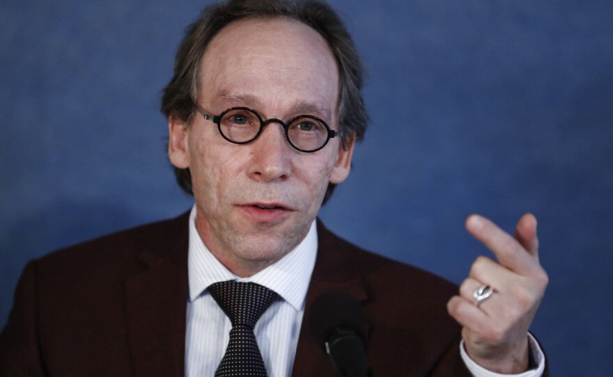 Lawrence Krauss, a theoretical physicist, speaks during a news conference at the National Press Club in Washington, D.C., in 2017.