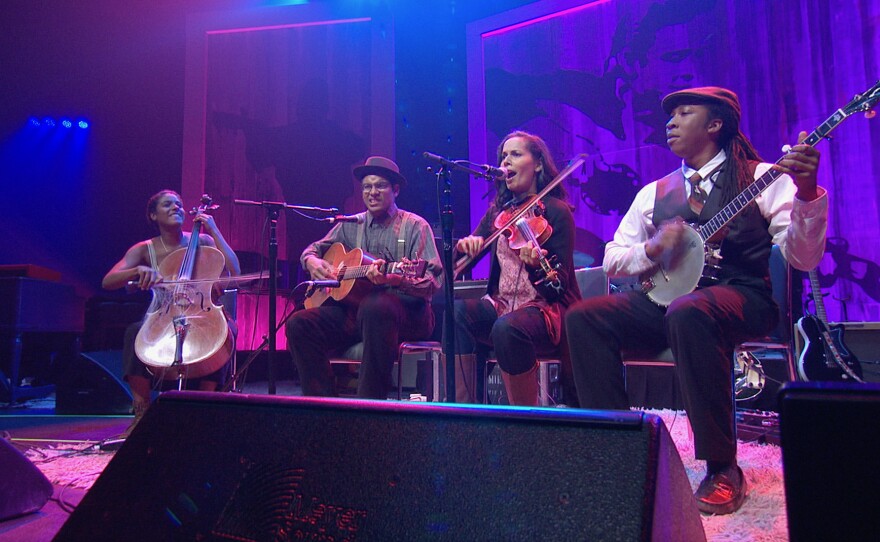 The Carolina Chocolate Drops perform “Jackson” at a 2012 concert to celebrate the life of Johnny Cash.