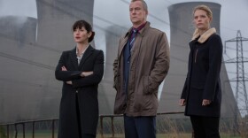 DS Annie Cabot (Andrea Lowe) DCI Banks (Stephen Tompkinson) DI Helen Morton (Caroline Catz).