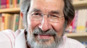 Theoretical physicist Dr. Geoffrey West will speak tonight at the San Diego Museum of Art. 