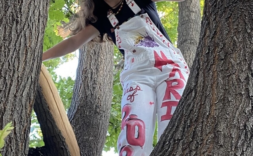 Mariah Rosensweig knows that seeing the effects of climate change can be disheartening. To combat those feelings, Rosenweig gets outside and connects with her senses and natural the world.