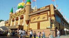 Mitchell, South Dakota, has been attracting people with its unusual Corn Palace, decorated in corn and various other grains, since 1892. Originally designed to convince homesteaders of the rich farming possibilities in the state, the Corn Palace is now a busy civic center celebrated every August with a festival.