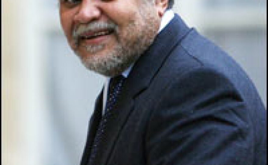 Harper Woods, Mich., alleges that BAE Systems paid Prince Bandar bin Sultan bin Abdul Aziz al-Saud $2 billion over a period of about 20 years to win a fighter-jet contract.