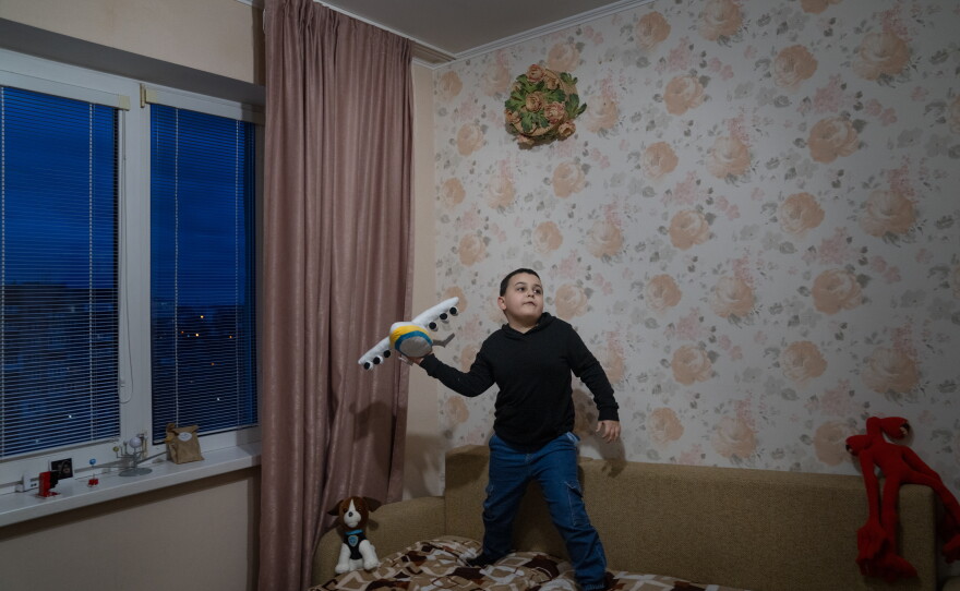 Marksym Timchenko Ukraine's Kharkiv moves classrooms underground so kids survive Russian ...