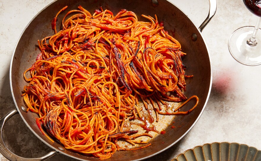 Charred Red-Sauce Spaghetti