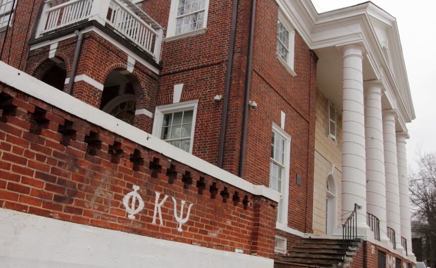 Three University of Virginia graduates have won the right to sue Rolling Stone magazine for defamation over a now-retracted article alleging that members of the Phi Kappa Psi fraternity perpetrated a horrific gang rape.