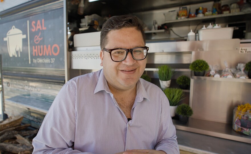 Host Jorge Meraz visits the Sal y Humo food truck in Rosarito. Mexico.