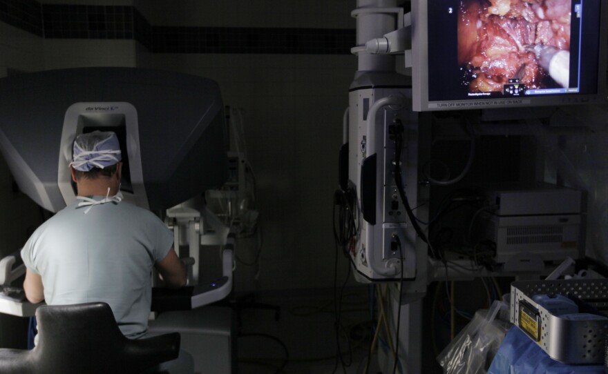 Dr. Greg Zagaja performs prostate surgery using a robot at the University of Chicago Medical Center in 2009.