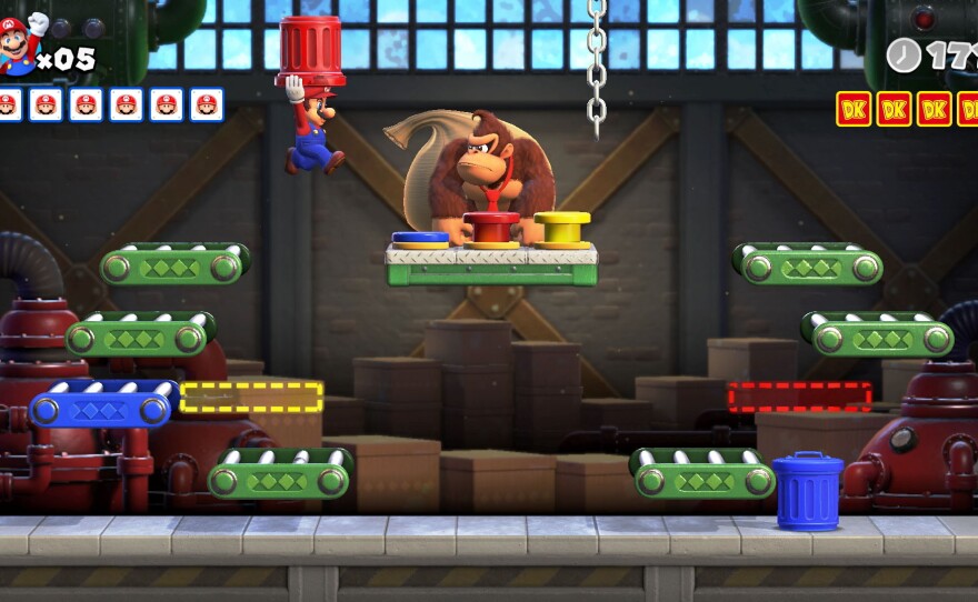 Boss fights resemble the original Donkey Kong arcade game.