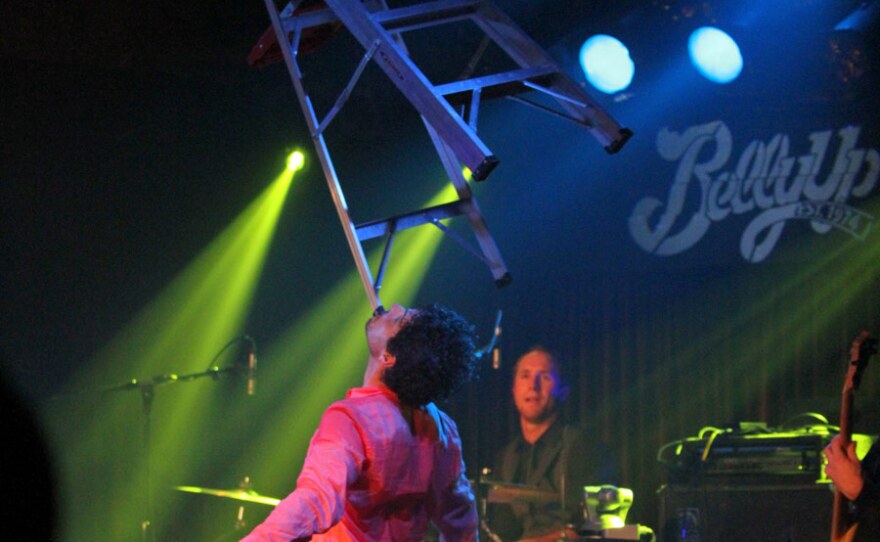 Bushwalla performs live at the Belly Up, November 14, 2012.