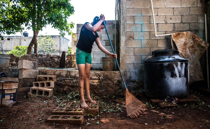 Even small tasks, like raking leaves, can give kids a sense of pride and accomplishment, psychologists say. The key is to be sure the tasks make a real contribution to the household and aren't just "mock work."