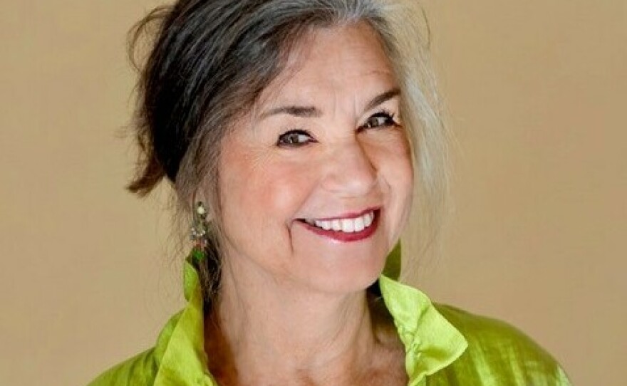 Lisa Lindahl helped invent the modern sports bra in 1977.